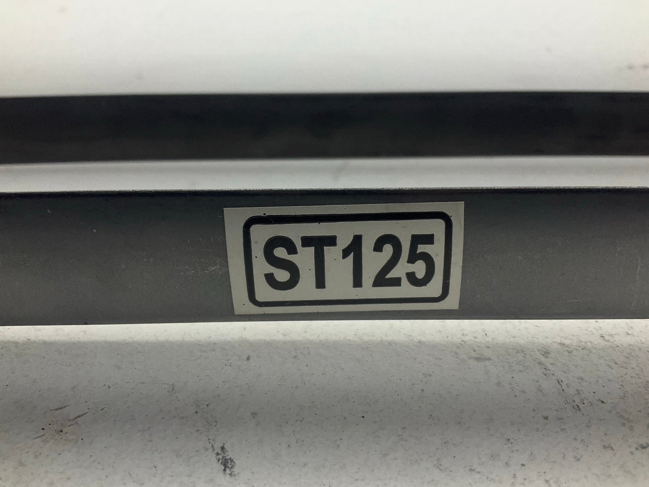NEW - OUT OF BOX 578-125 Fuel Gas Tank Straps