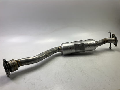 NEW UNBOXED 582350 Direct Fit Catalytic Converter