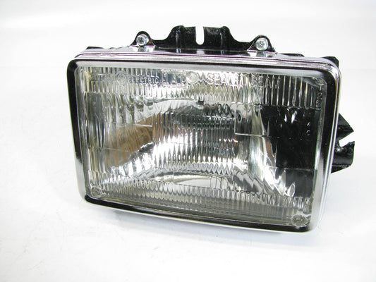 NEW - OUT OF BOX 5973931 GE Right Sealed Beam Headlight Headlamp - 6.50'' X 4.25''