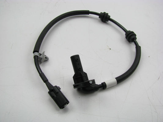 NEW - OUT OF BOX - OEM REAR LEFT ABS Wheel Speed Sensor For 14-16 Hyundai Equus