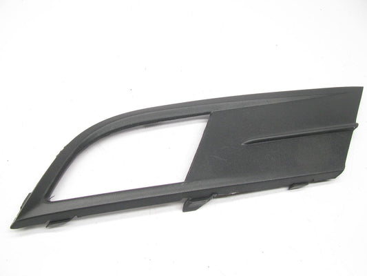 NEW OUT OF BOX - 5C6-853-666-E FRONT RIGHT Fog Light Bezel Trim For 15-17 Jetta
