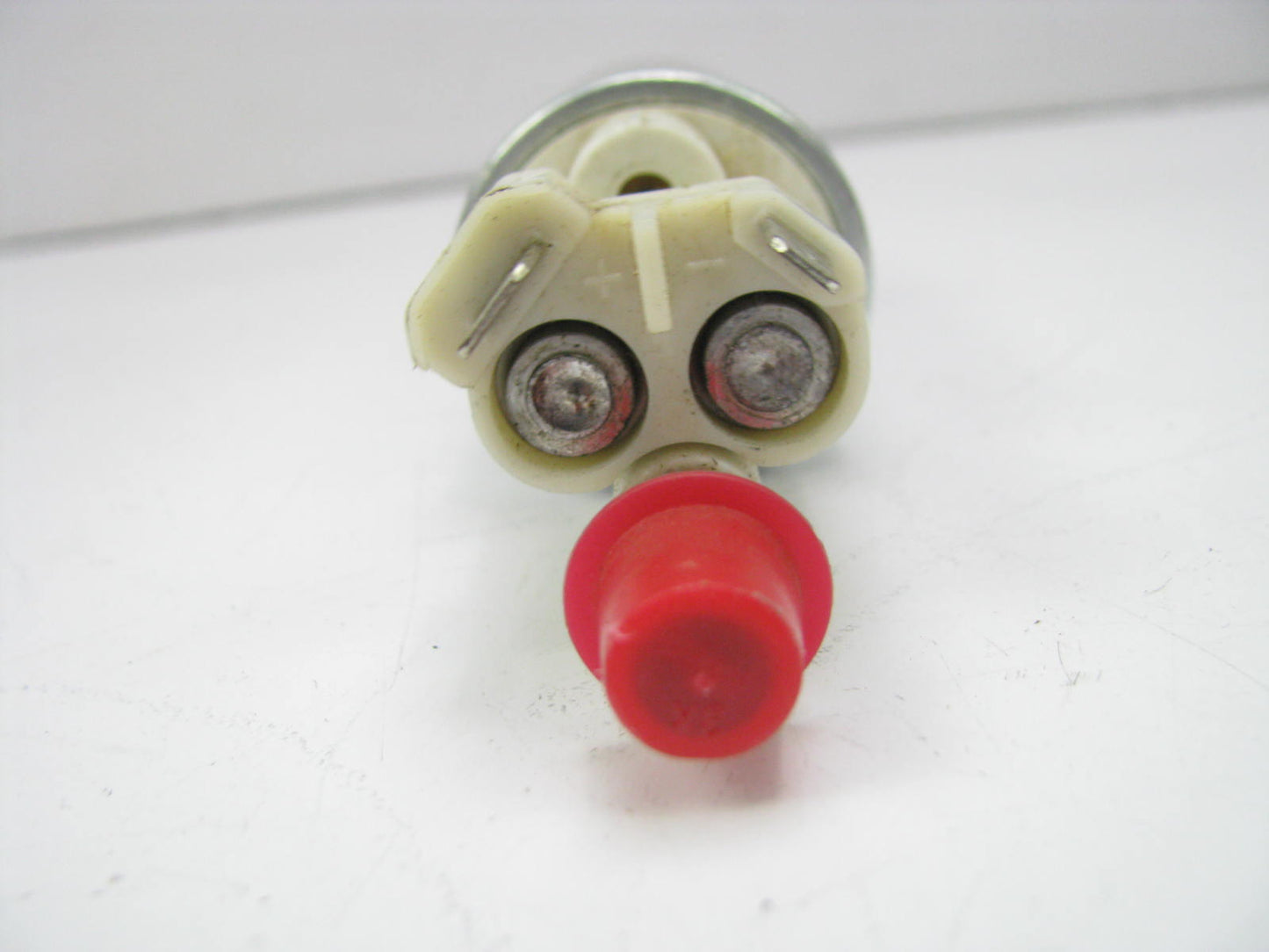 NEW - OUT OF BOX  Walbro 5CA213 Electric Fuel Pump