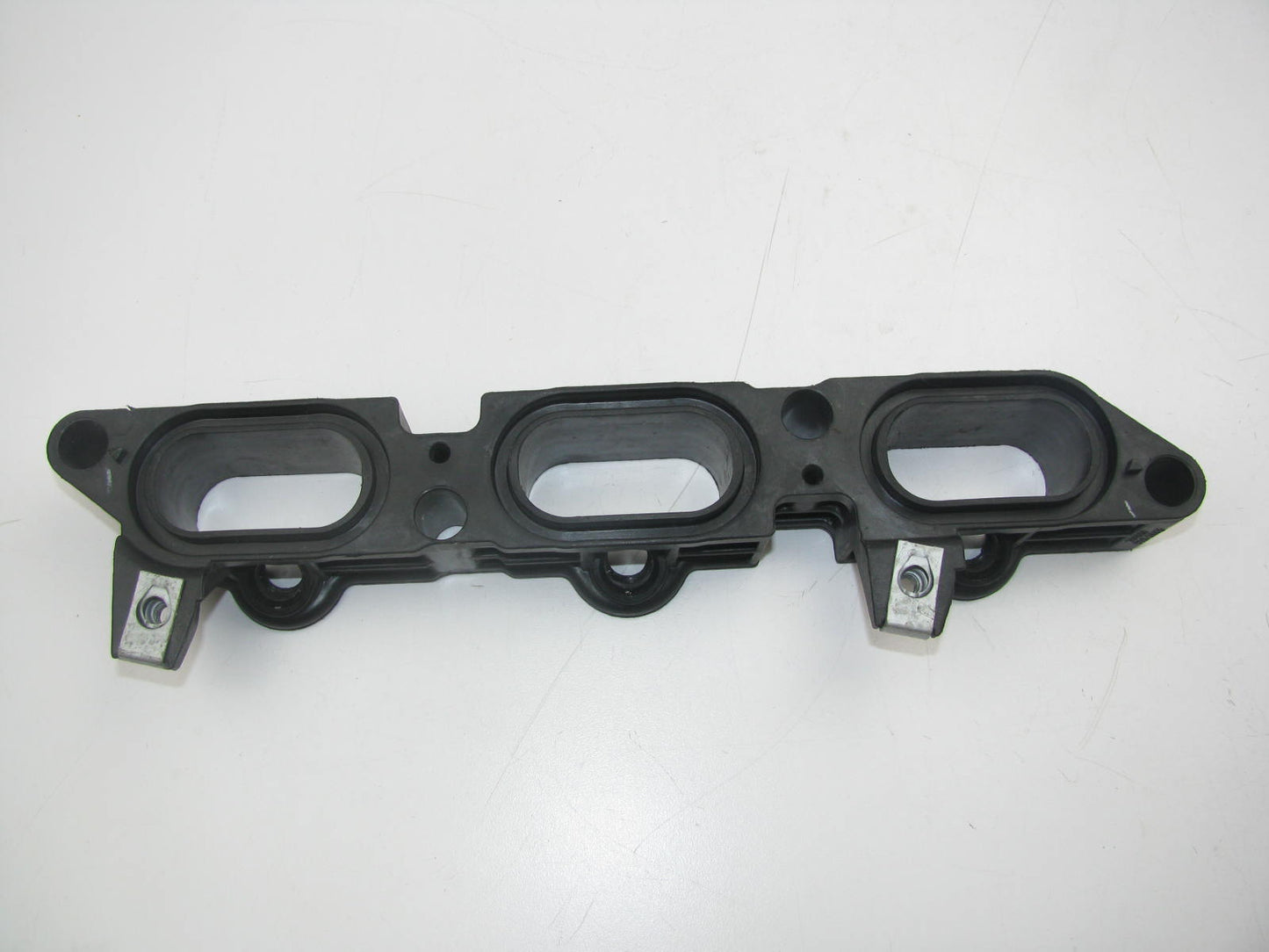 New Out Of Box OEM Ford Lower Intake Manifold For 05-07 Five Hundred 3.0L