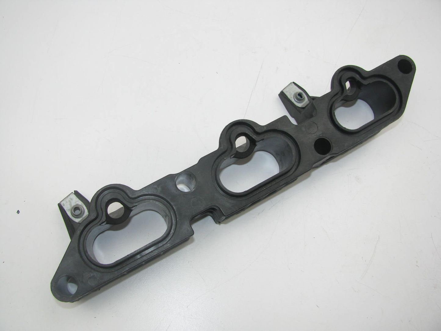 New Out Of Box OEM Ford Lower Intake Manifold For 05-07 Five Hundred 3.0L