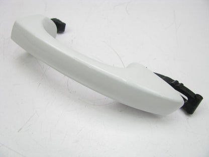 NEW - OUT OF BOX - OEM VW 5GM837205 WHITE REAR Left Drivers Side Door Handle