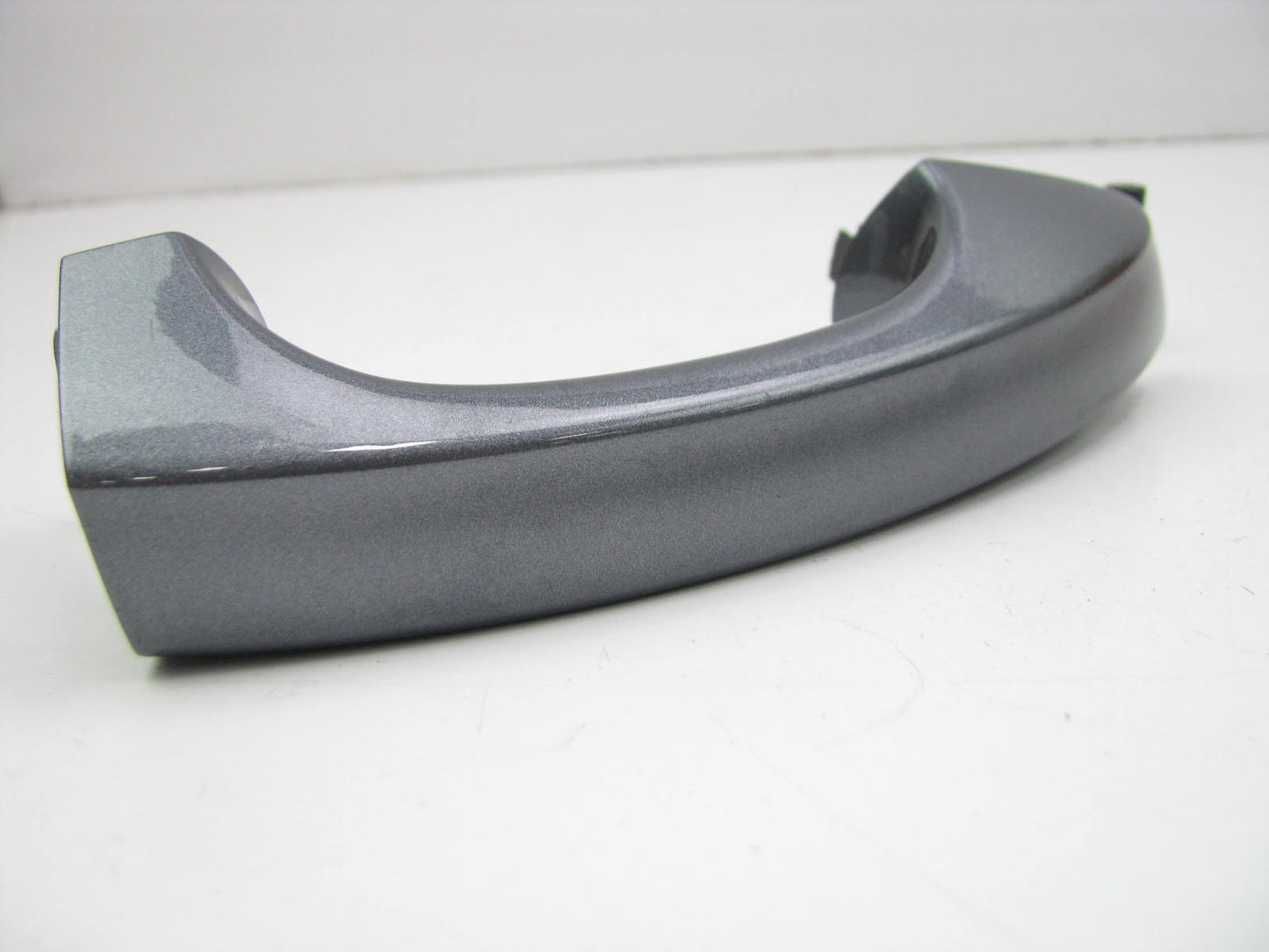 NEW - OUT OF BOX - OEM VW - 5GM837206-GREY Front Right Outside Door Handle