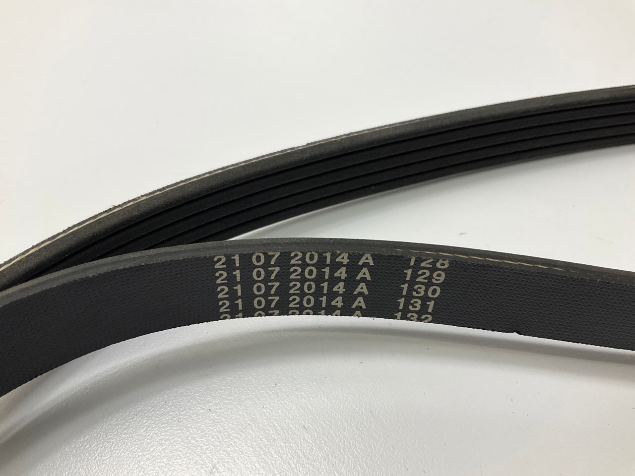 NEW - OUT OF BOX - 5PK1110 Serpentine Belt - 0.69'' X 43.50'' - 5 Ribs