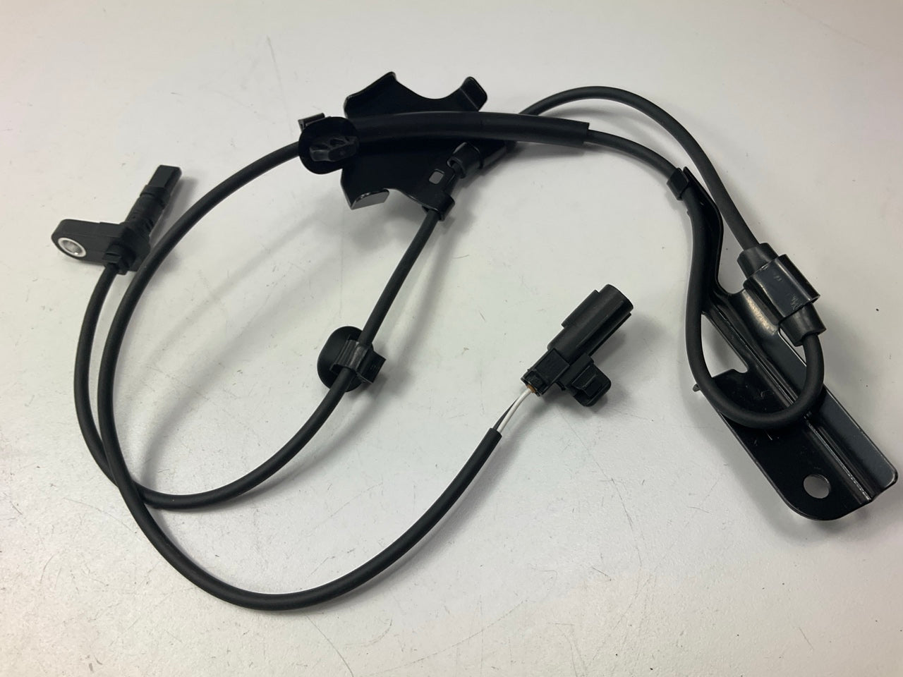 NEW - UNBOXED 5S12853 Front Left ABS Wheel Speed Sensor