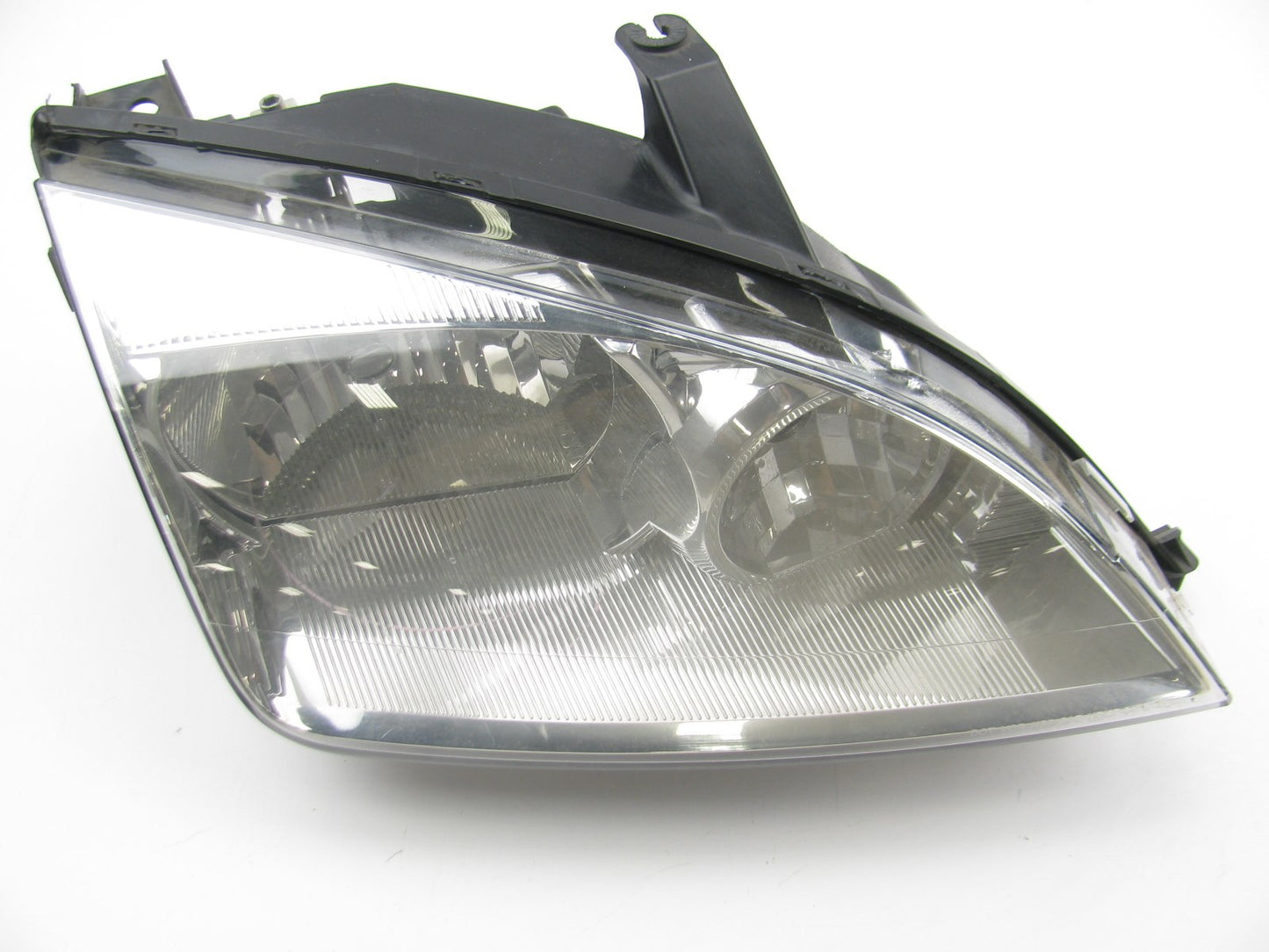 USED OEM 05-07 Ford Focus Right Passengers Side Headlight Head Lamp 5S43-13005-A