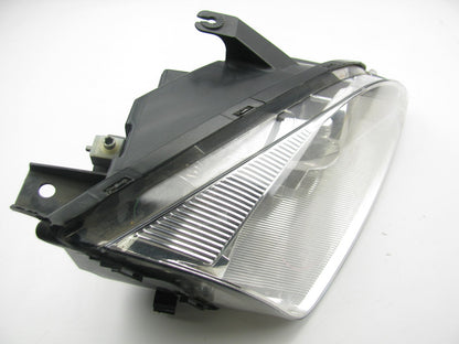 USED OEM 05-07 Ford Focus Right Passengers Side Headlight Head Lamp 5S43-13005-A