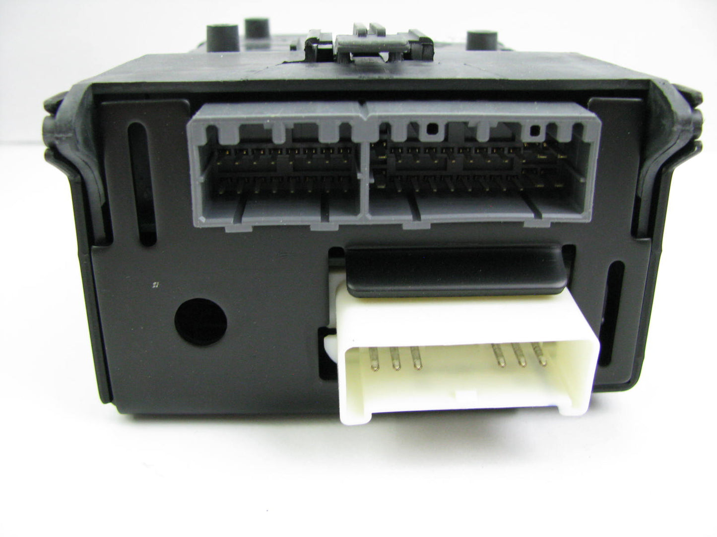 NEW - OUT OF BOX FORD 5W7T-13C788-AC Lighting Control Module 2005 Crown Victoria