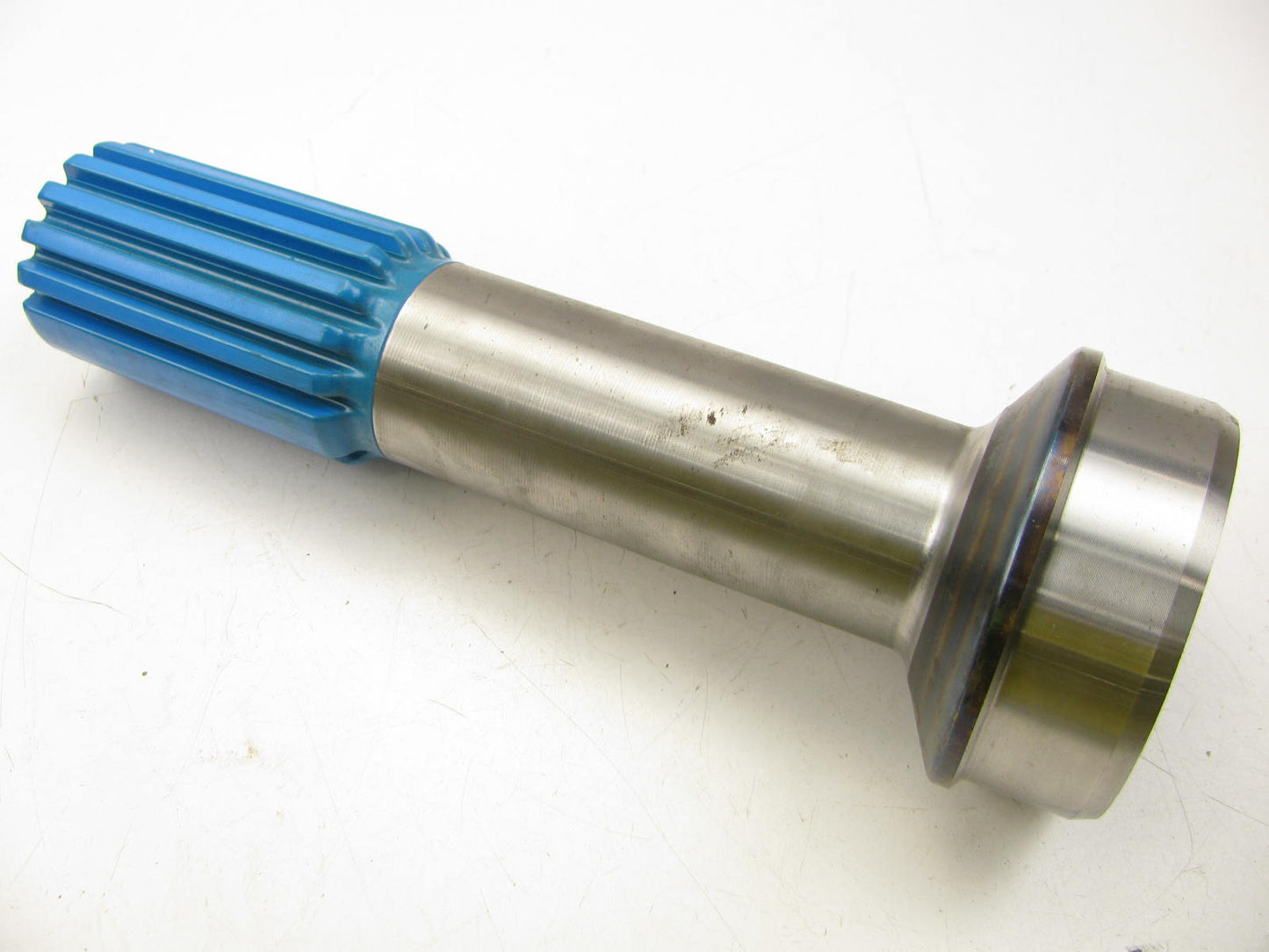 NEW - OUT OF BOX 6-40-831 Dana Spicer Tube Shaft International Heavy Duty Trucks