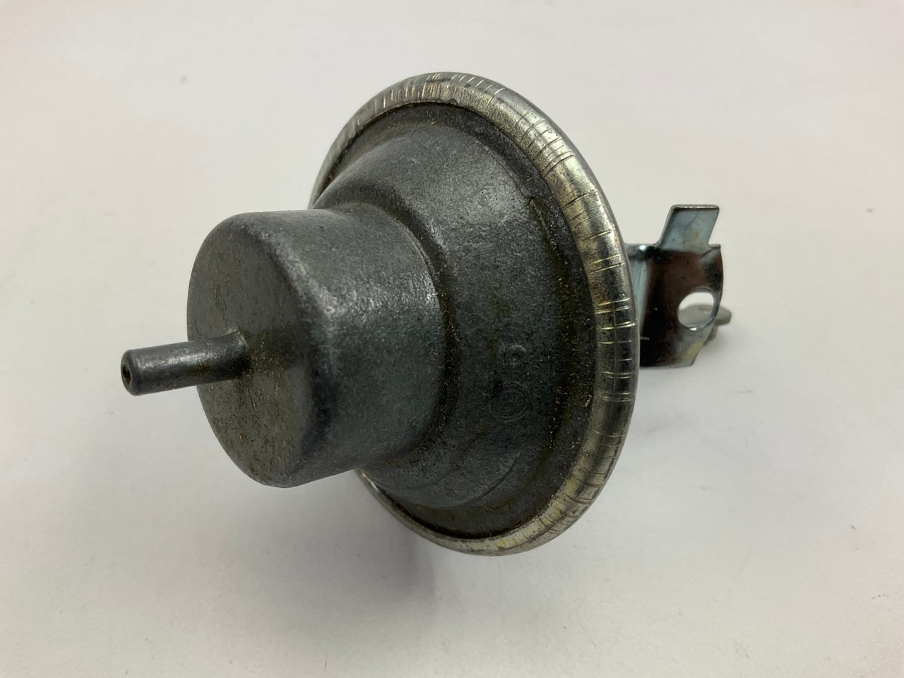NEW UNBOXED  ''6.5X'' Distributor Vacuum Advance For 1960's Chrysler 6.5X Stamped