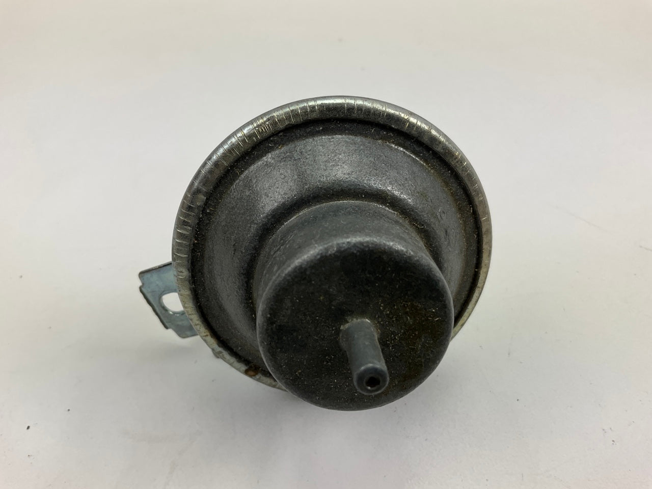 NEW UNBOXED  ''6.5X'' Distributor Vacuum Advance For 1960's Chrysler 6.5X Stamped