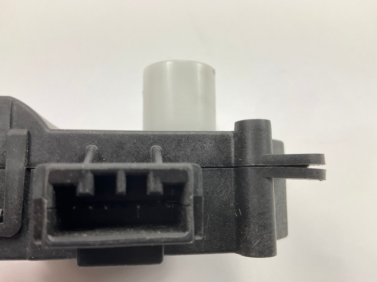 NEW UNBOXED 604-240 Heater Blend Door Actuator