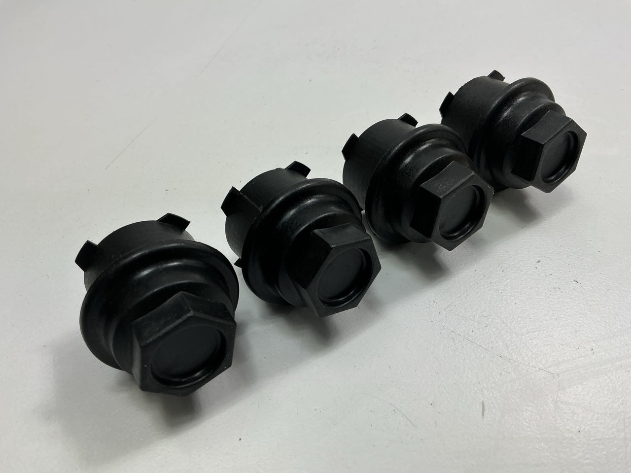 (5) NEW - UNBOXED 611-618 Wheel Lug Nut Cover
