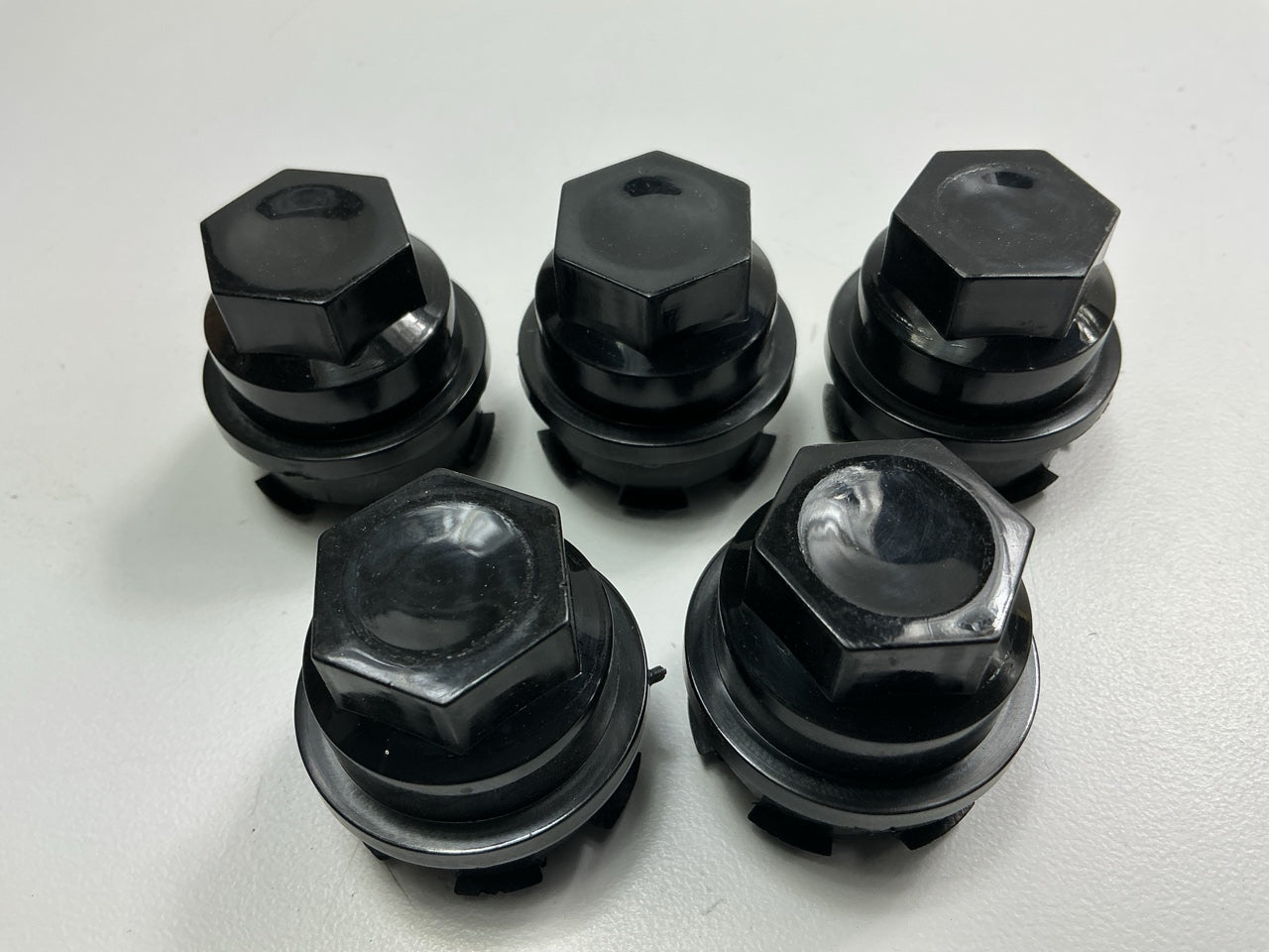 (5) NEW - UNBOXED 611-623 Wheel Lug Nut Cover