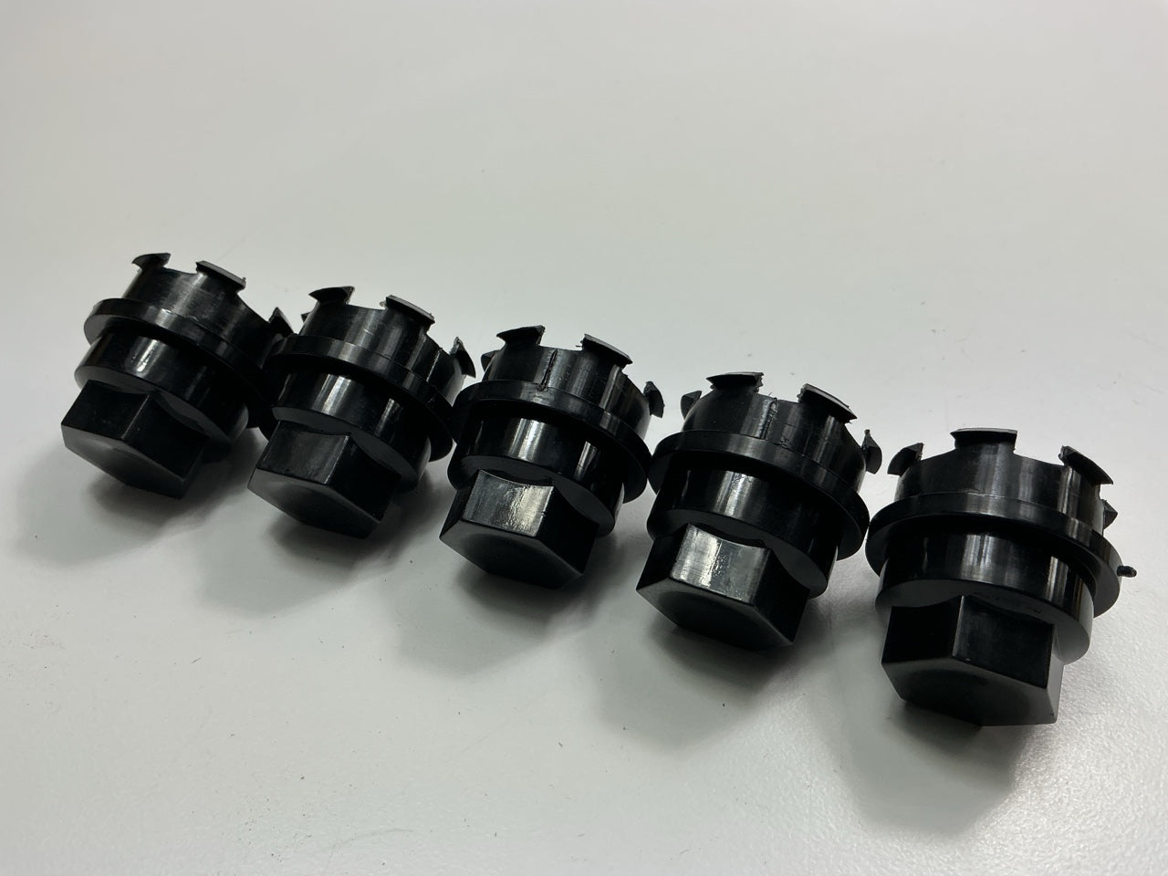 (5) NEW - UNBOXED 611-623 Wheel Lug Nut Cover