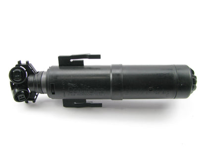NEW - OUT OF BOX - OEM Genuine BMW 61677251640 Headlight Washer Spray Nozzle