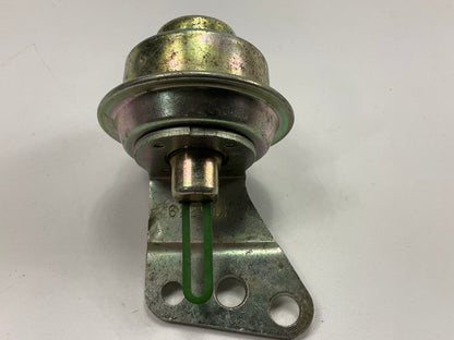 NEW UNBOXED 62251 Carburetor Choke Pull-Off