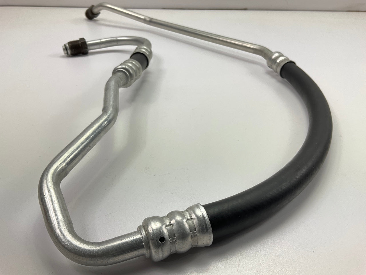 NEW - OUT OF BOX 625-128 Engine Oil Cooler Hose Assembly