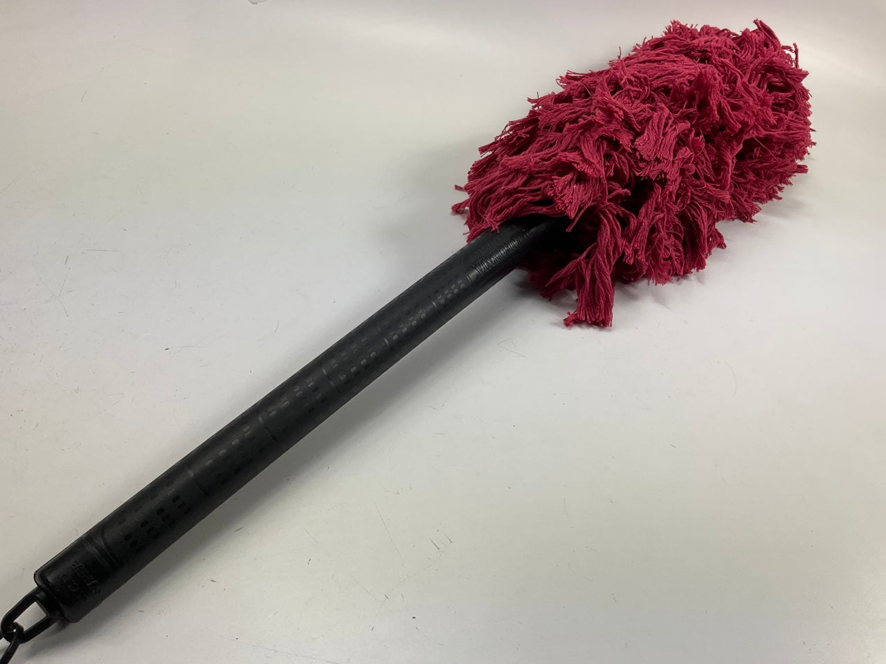 NEW, OUT OF BOX - California Super Car Duster 62557 W/ 30'' Plastic Handle