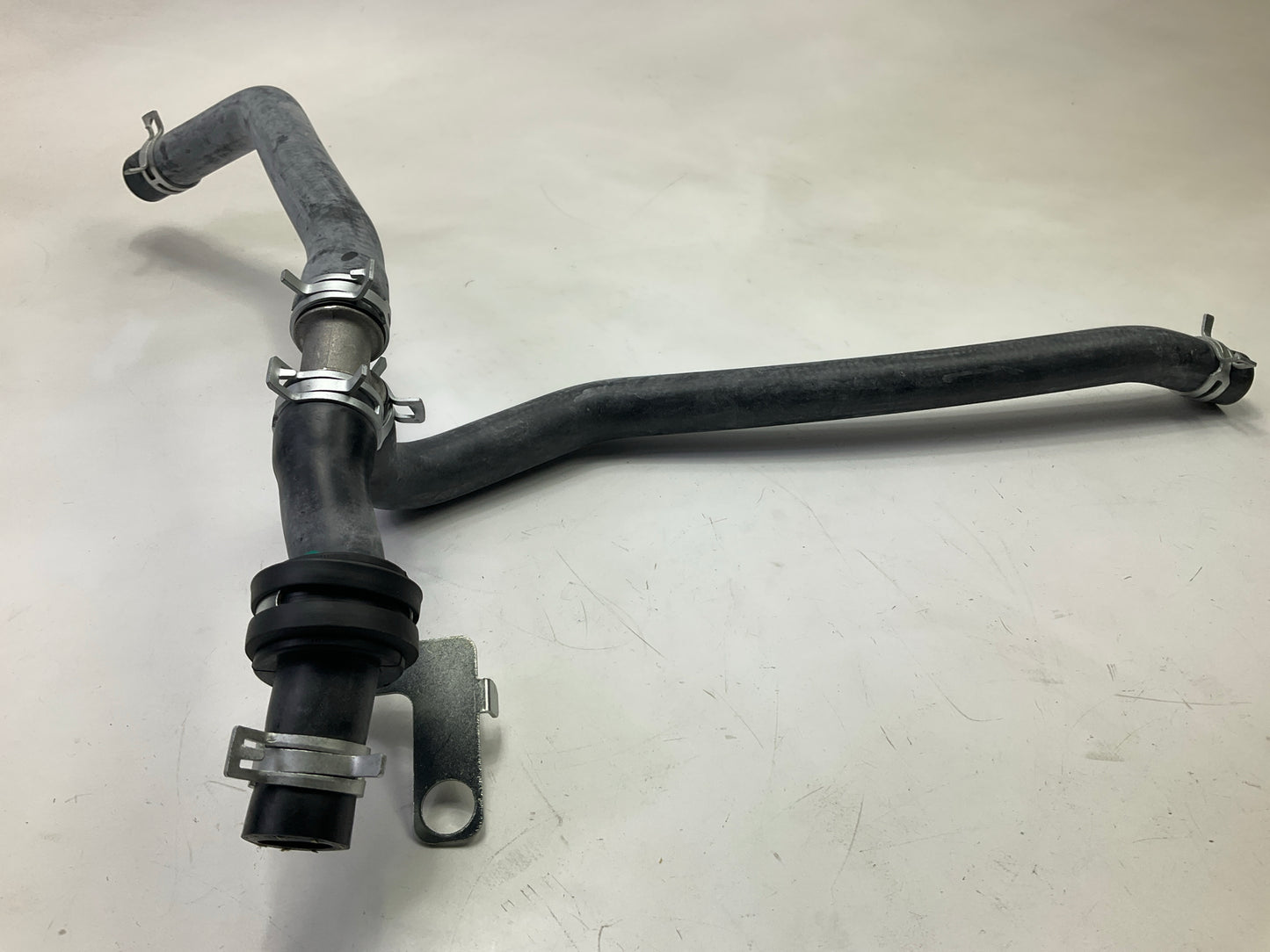 NEW UNBAGGED 626-586 HVAC Molded Heater Return Hose For 2005-2010 Dodge 2.7L V6