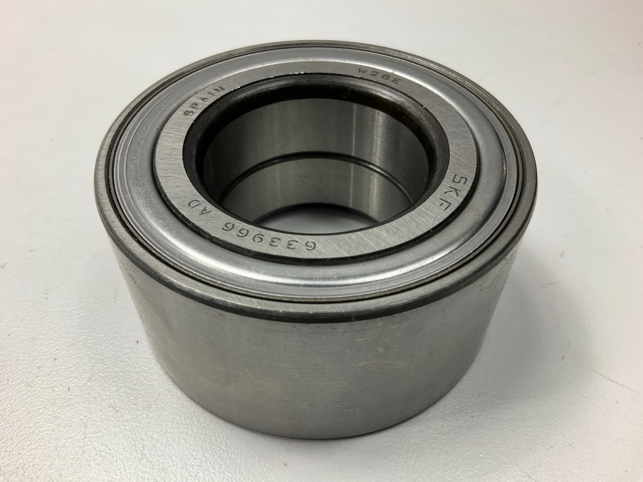 NEW - OUT OF BOX 633966AD Wheel Bearing