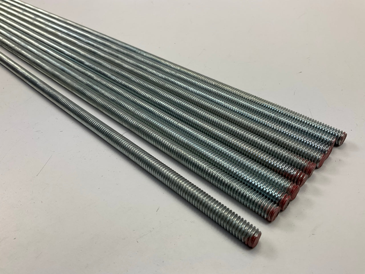 NEW UNBOXED Dorman 670-311 Threaded Rods - 5/16-18 X 3 Ft., 10 Pack, Universal