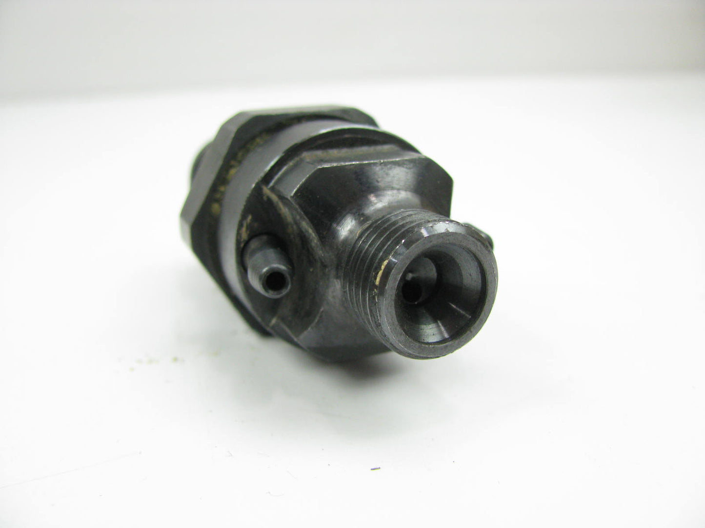 REMAN - OUT OF BOX 6703801 Fuel Injector For 1983-1991 Chevrolet GMC 6.2L Diesel