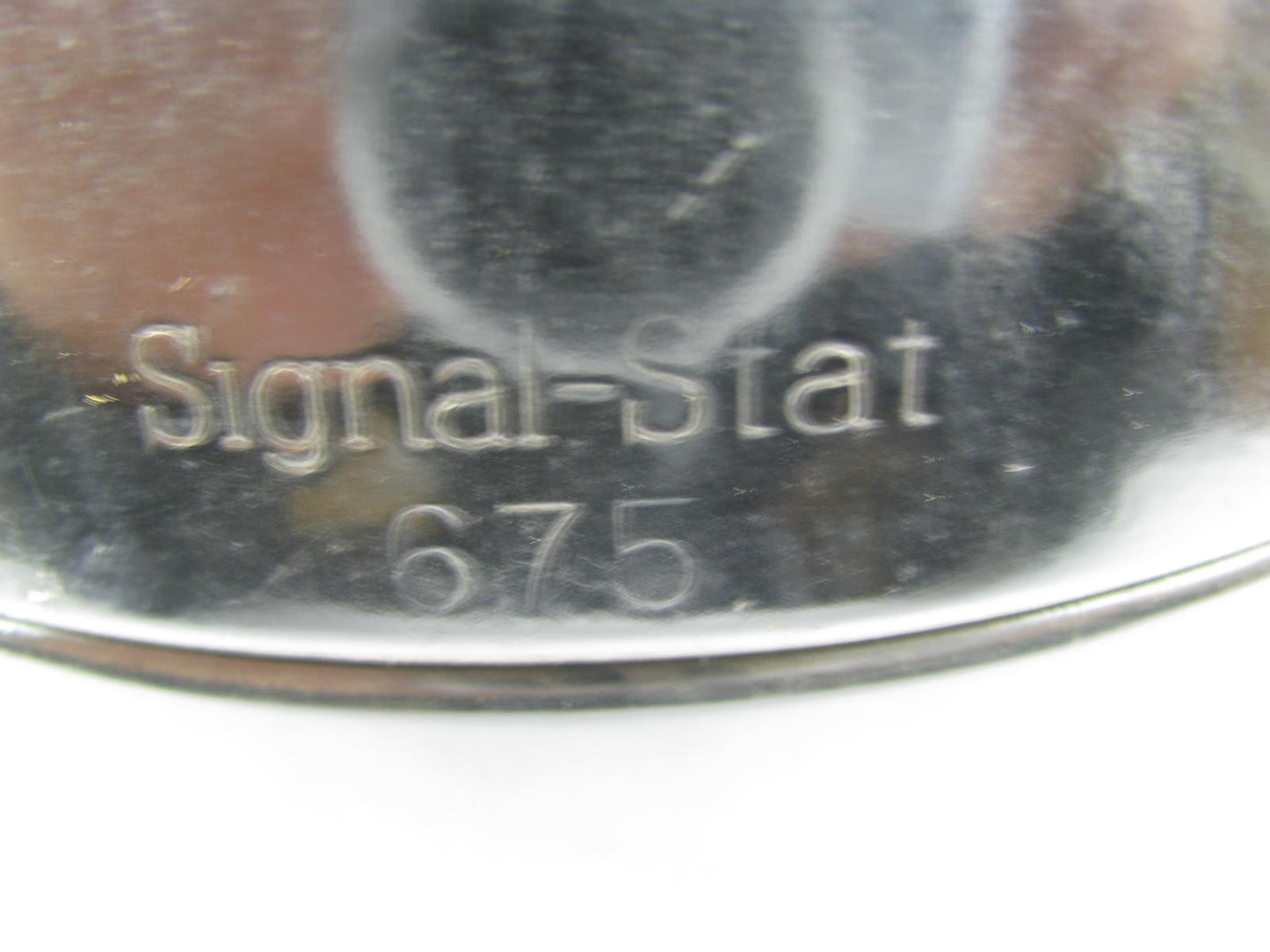 NEW OUT OF BOX - Signal-stat 675 - 7'' Sealed Headlamp Light Par 56