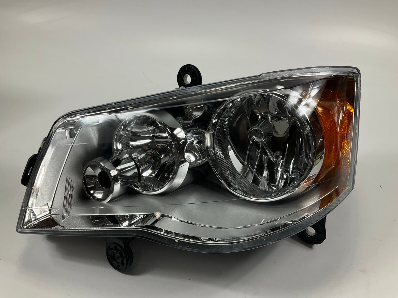 NEW - OUT OF BOX 68206501AC Left Driver Side Headlight Headlamp Assembly