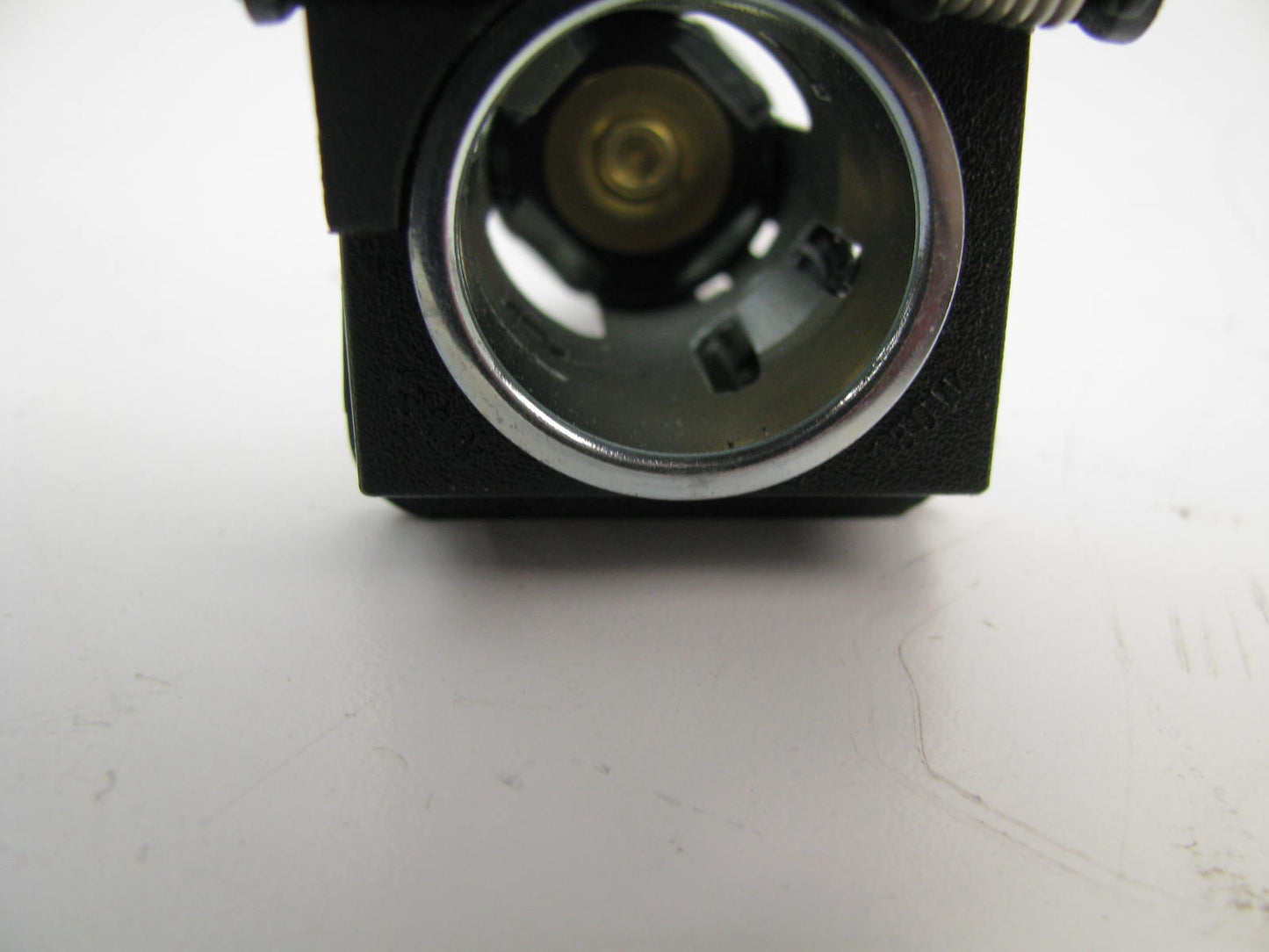 NEW - Out Of Box 6904008 Lighter Socket Mount W/ Cover BMW E87 E90 E92 F30 F20