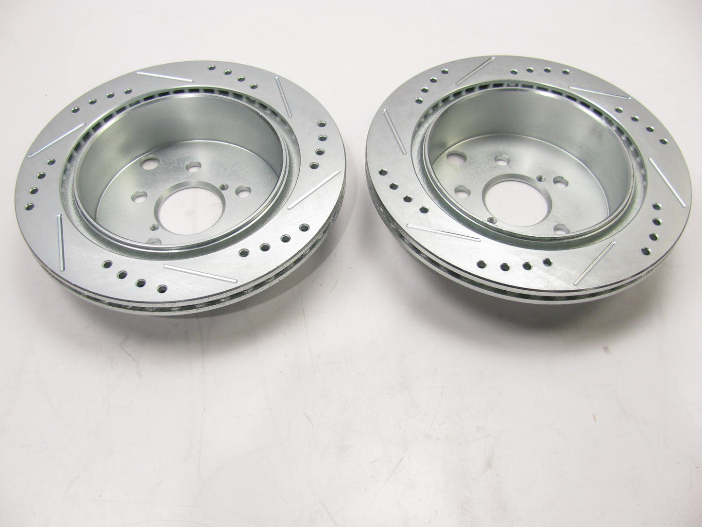NEW - UNBOXED Rear Slotted Drilled Rotor Set For 2015-20 Subaru WRX W/O Eyesight
