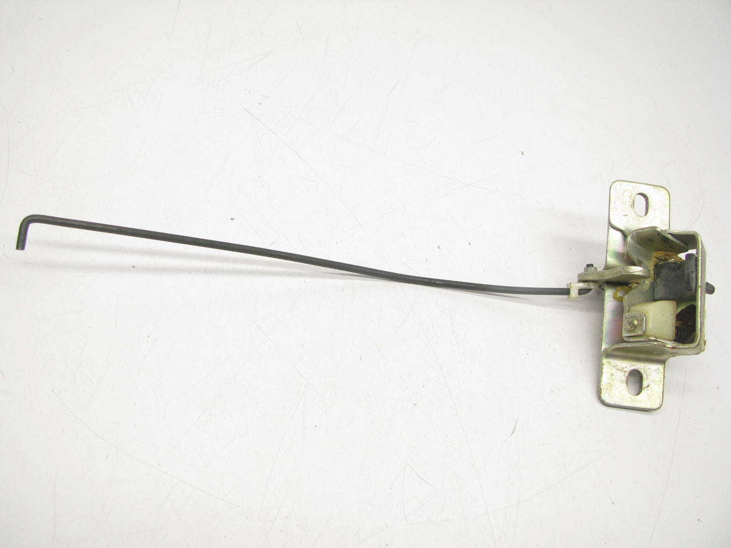 NEW UNBOXED OEM Toyota 69350-21010 Trunk Lock Latch 1974-1978 Corona