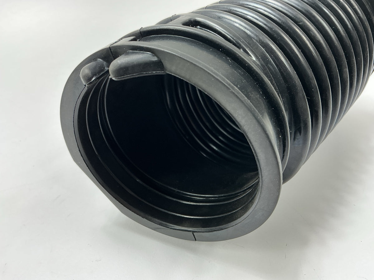 NEW OUT OF BOX - 696-737 Air Intake Hose