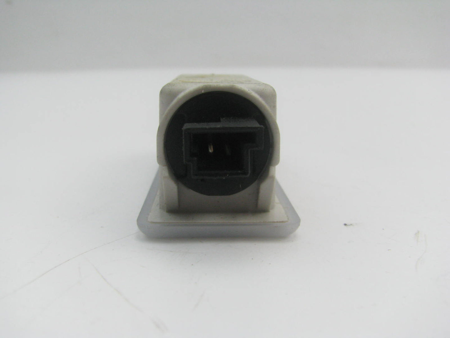 NEW - Out Of Box 6972605 Interior Dome Light For 2001-2016 BMW