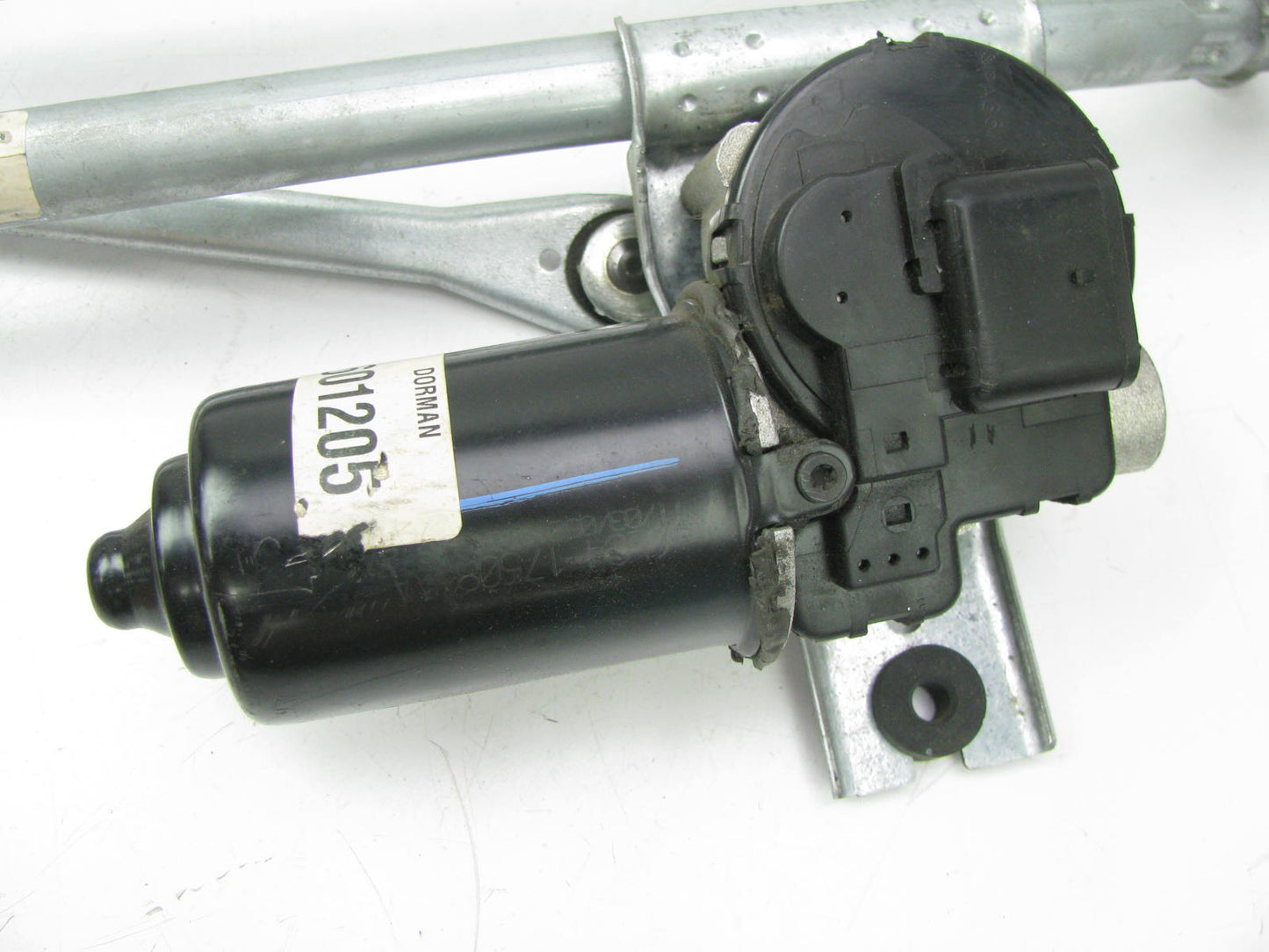 NEW - OUT OF BOX 6L84-17500-AB Windshield Wiper Motor & Linkage 2008-2012 Escape