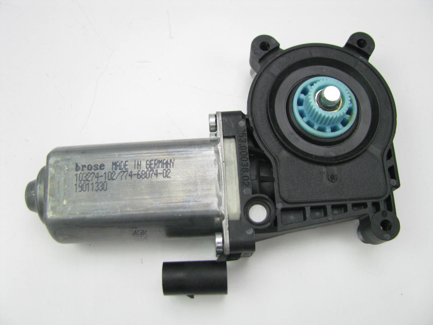 NEW OUT OF BOX OEM Ford 6S43-A27000-AD REAR RIGHT Power Window Motor 00-08 Focus