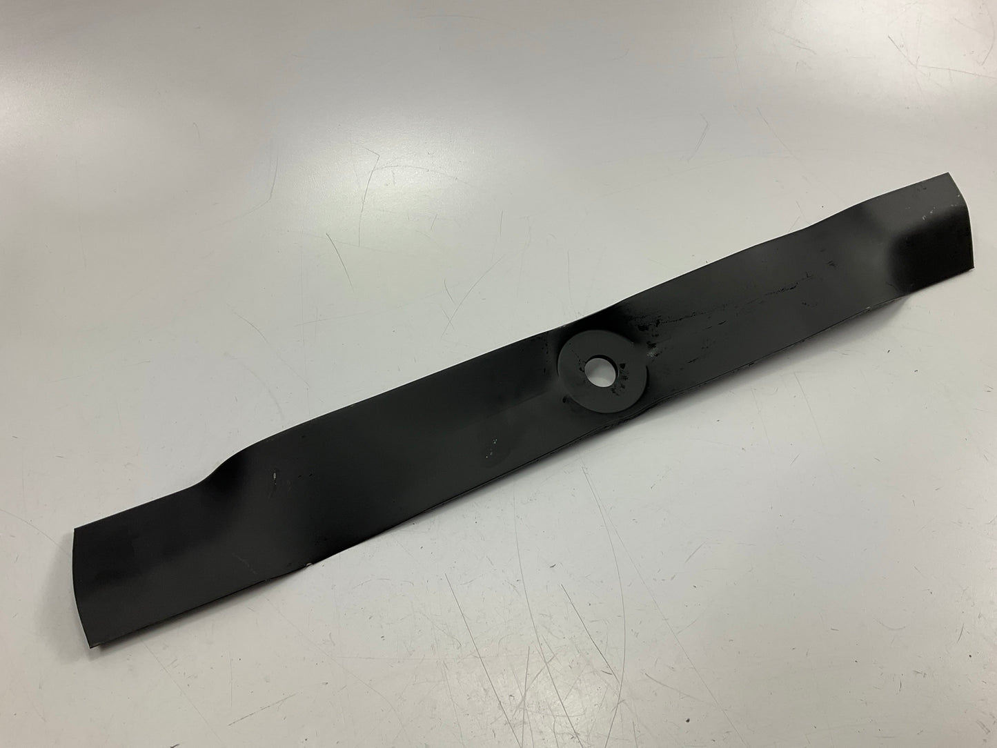 Mulching Blade For John Deere 42'' Decks, Replaces M139802, 21-15/32'' Length