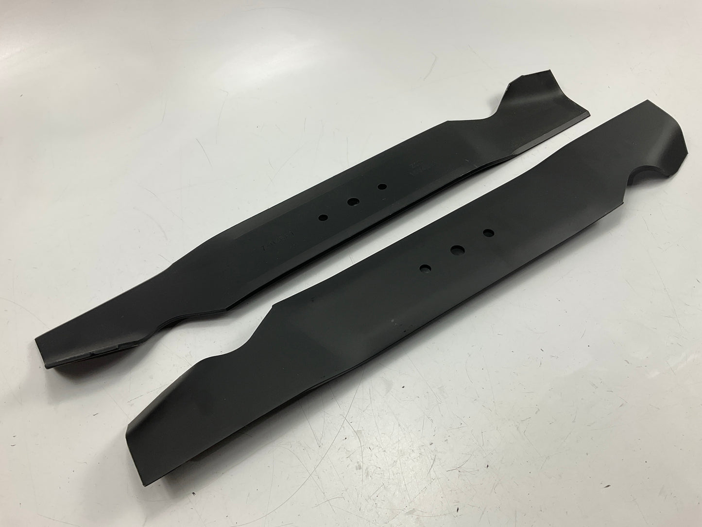 (2) 7-04681 21-3/16'' Lawn Mower Blades 42-0499, 742-0499A, 742-0508, 742-0508A