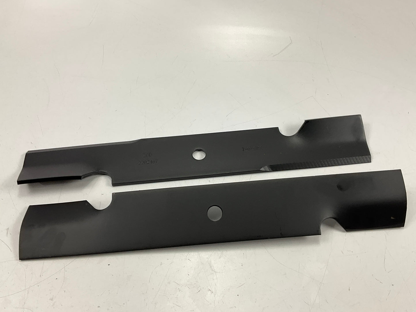 (2) New 7-04979, SCAG A48110, 481706 Lawn Mower Blade 16-1/2'' X 5/8'' Hole