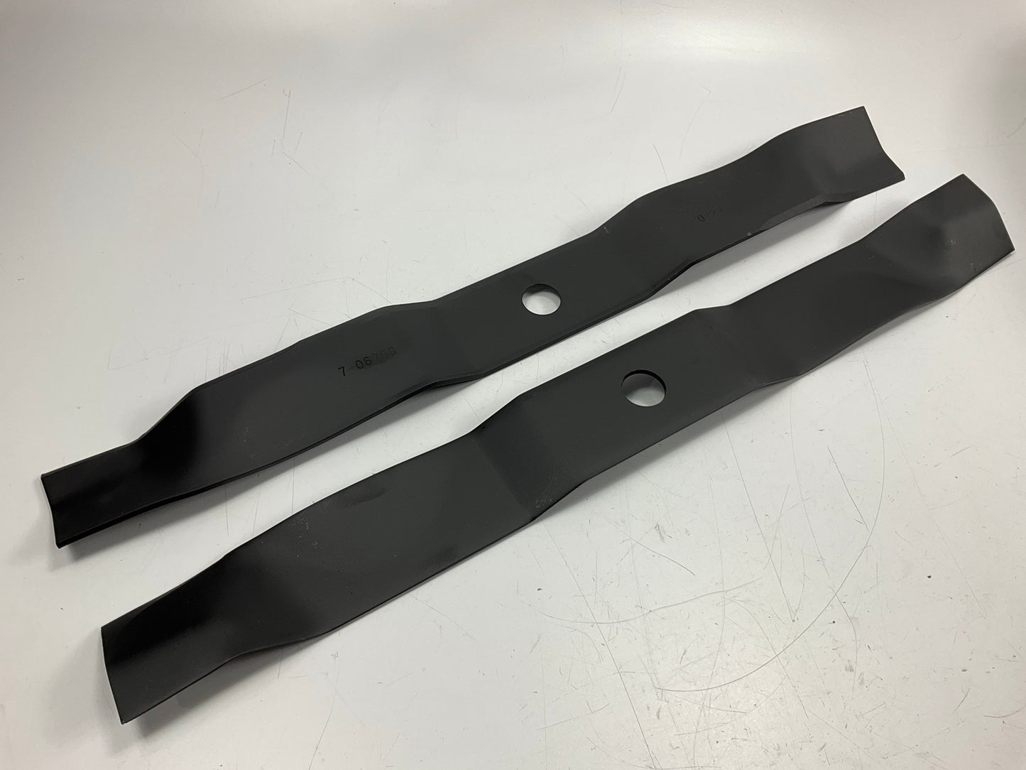 (2)  7-06758 Lawn Mower Blade 21-1/8'' Scotts 495100, 95100, 95100E701