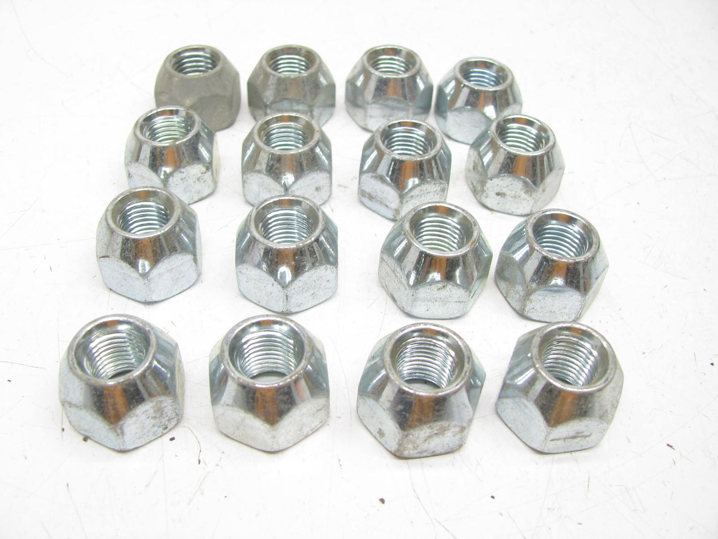 (16) UNBOXED - 70078 - Acorn Open End Wheel Lug Nuts (13/16'' HEX) 7/16''