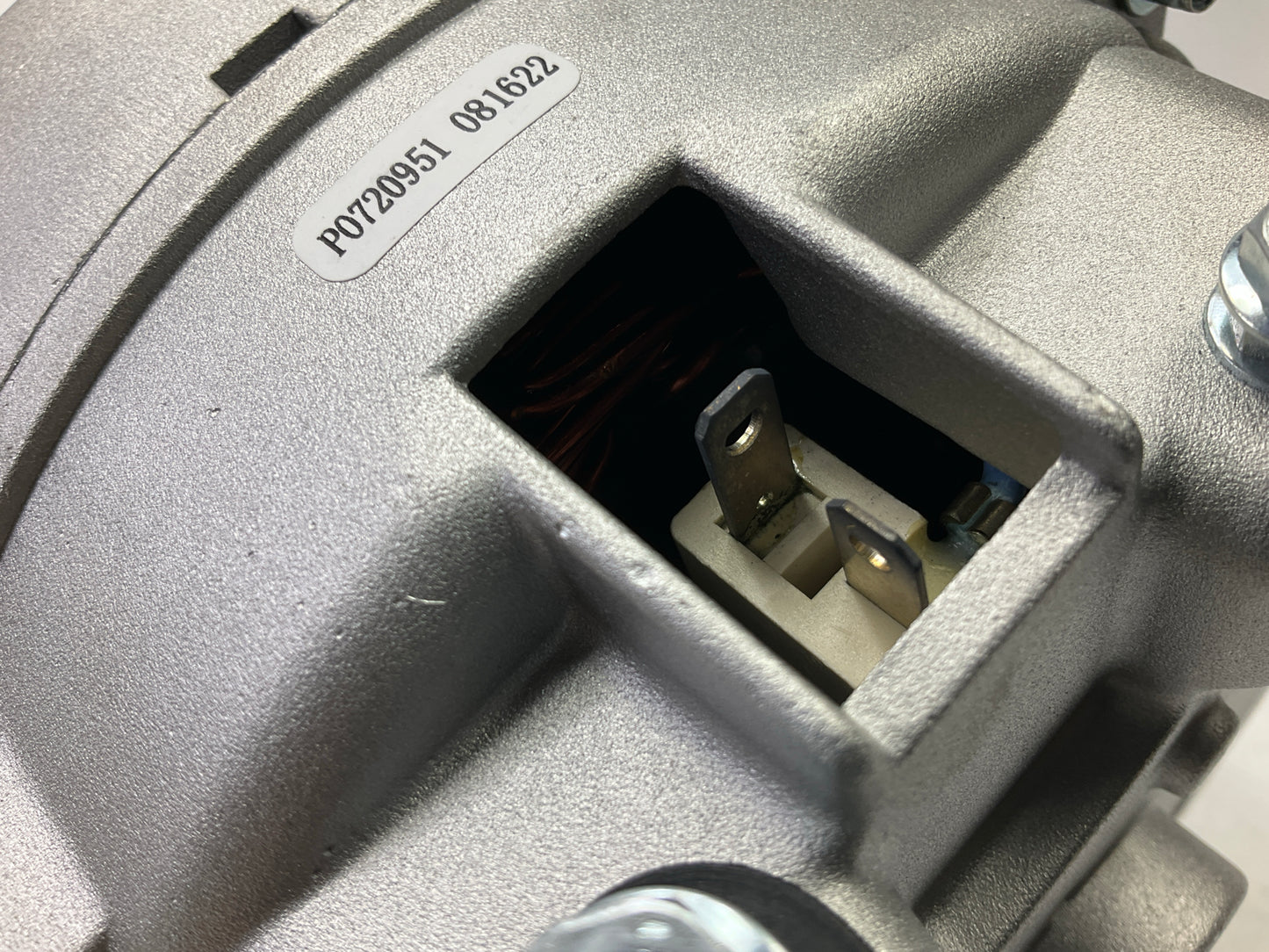 NEW 7074N-9 Alternator