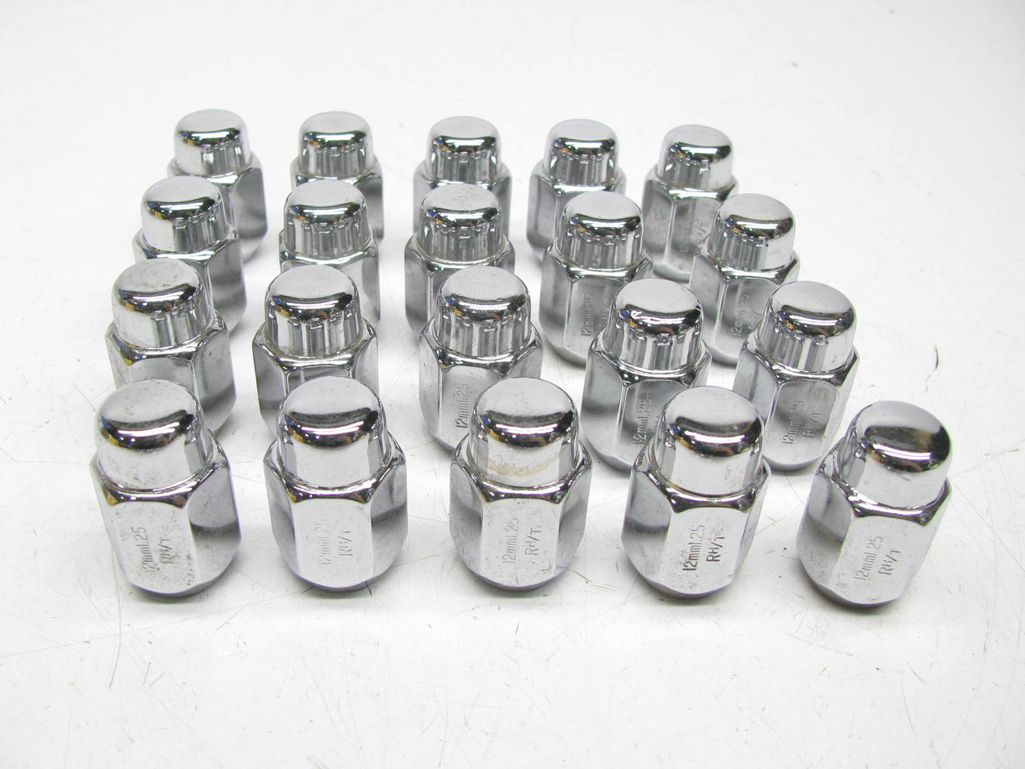 (20) 71128HT - Acorn Heat Treated Lug Nuts (13/16'' HEX) 12mm X 1.25