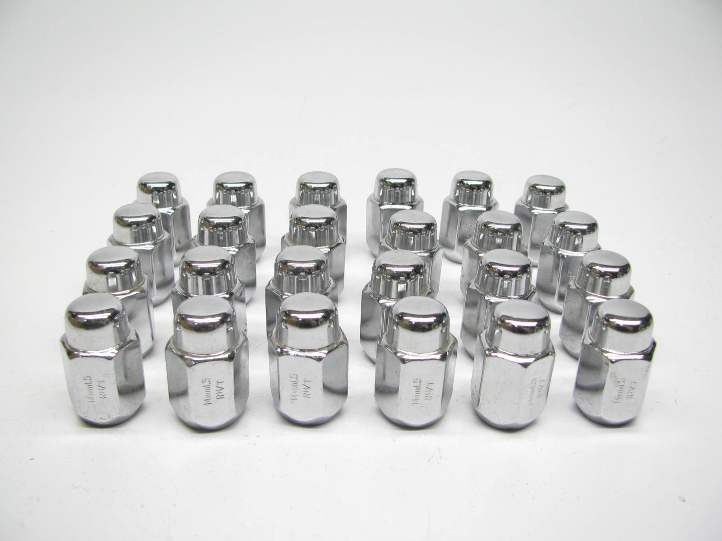 (x24) 14mm X 1.5 Chrome Lug Nuts Tapered (60°) Seat Right Hand Thread Chrome