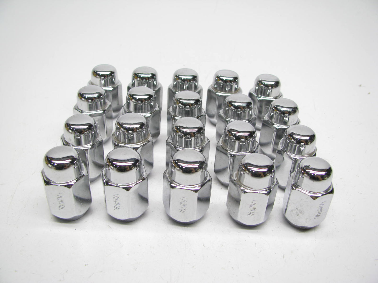 New Unboxed Chrome Gorilla Lug Nuts Wheels Rims 7/16'' Acorn Chevy GM 20 Pieces