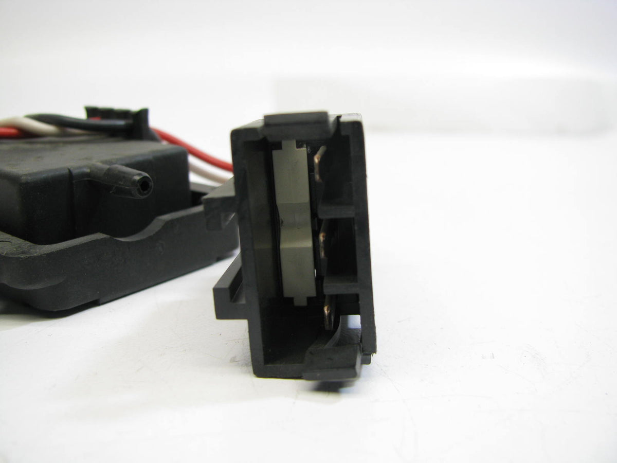 Out Of Box 715-13205 MAP Manifold Absolute Pressure Sensor For 1985-86 Reliant