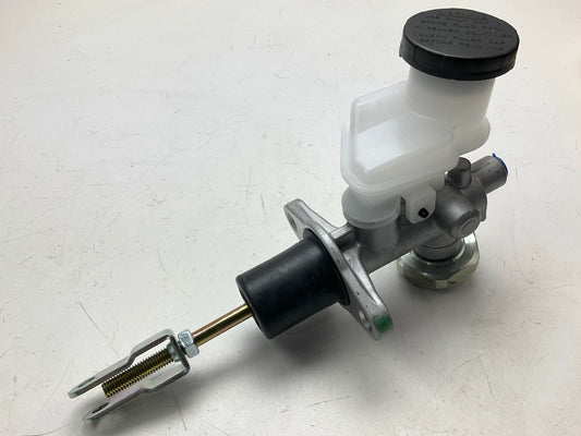 NEW - OUT OF BOX 72570 Clutch Master Cylinder